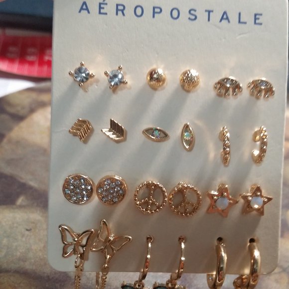 Aeropostale Gold tone Stud Earrings for Women, Assorted Girls Earring - Picture 1 of 4